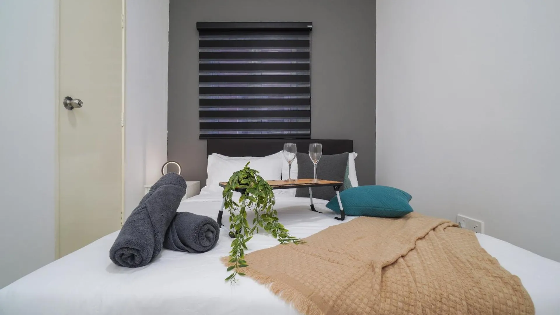 Mountain View Suites By Xuites- Anderson Residence-6 Pax-Free Netflix-6 Mins To Concubine Lane Ipoh 0*,  Malaysia